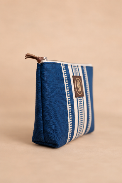 THE SMILING POUCH